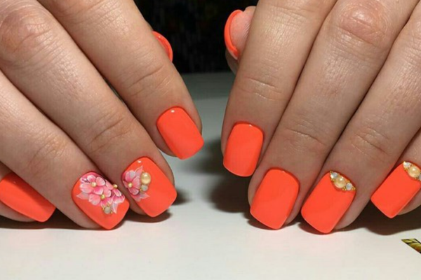 яркий оранжевый дизайн ногтей