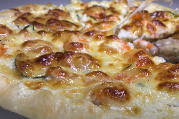 рецепт пиццы с кабачками и креветками