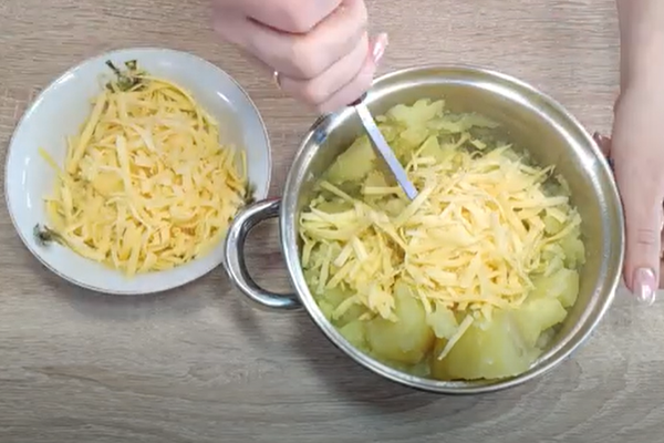 сделать картофельное пюре с сыром